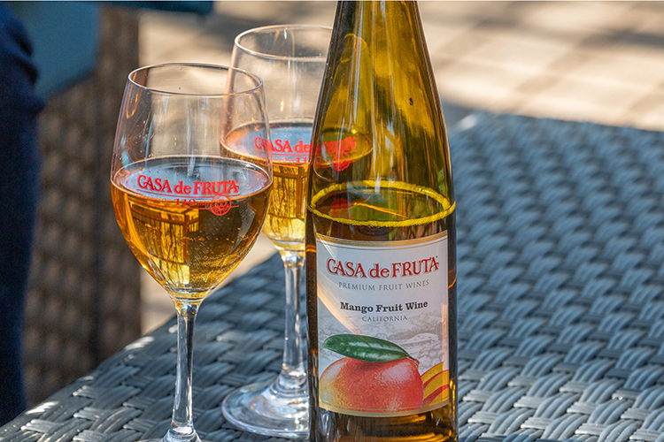 Casa de Wine & Deli
